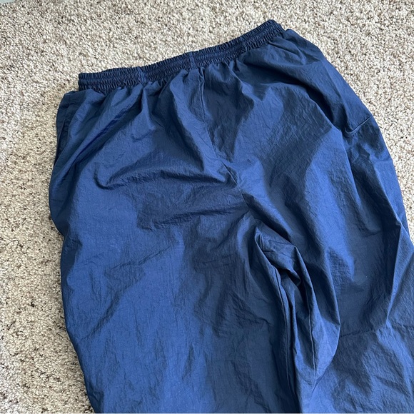 Vintage 90s Y2K NIKE Size Youth Large 12-14 Blue‎ Windbreaker Pants Ankle Zip - Picture 1 of 15